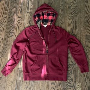 Burberry - red zip up - XL - offer best price